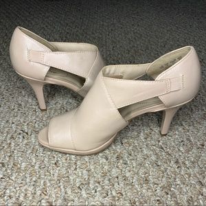 LifeStride Faux Leather Pump